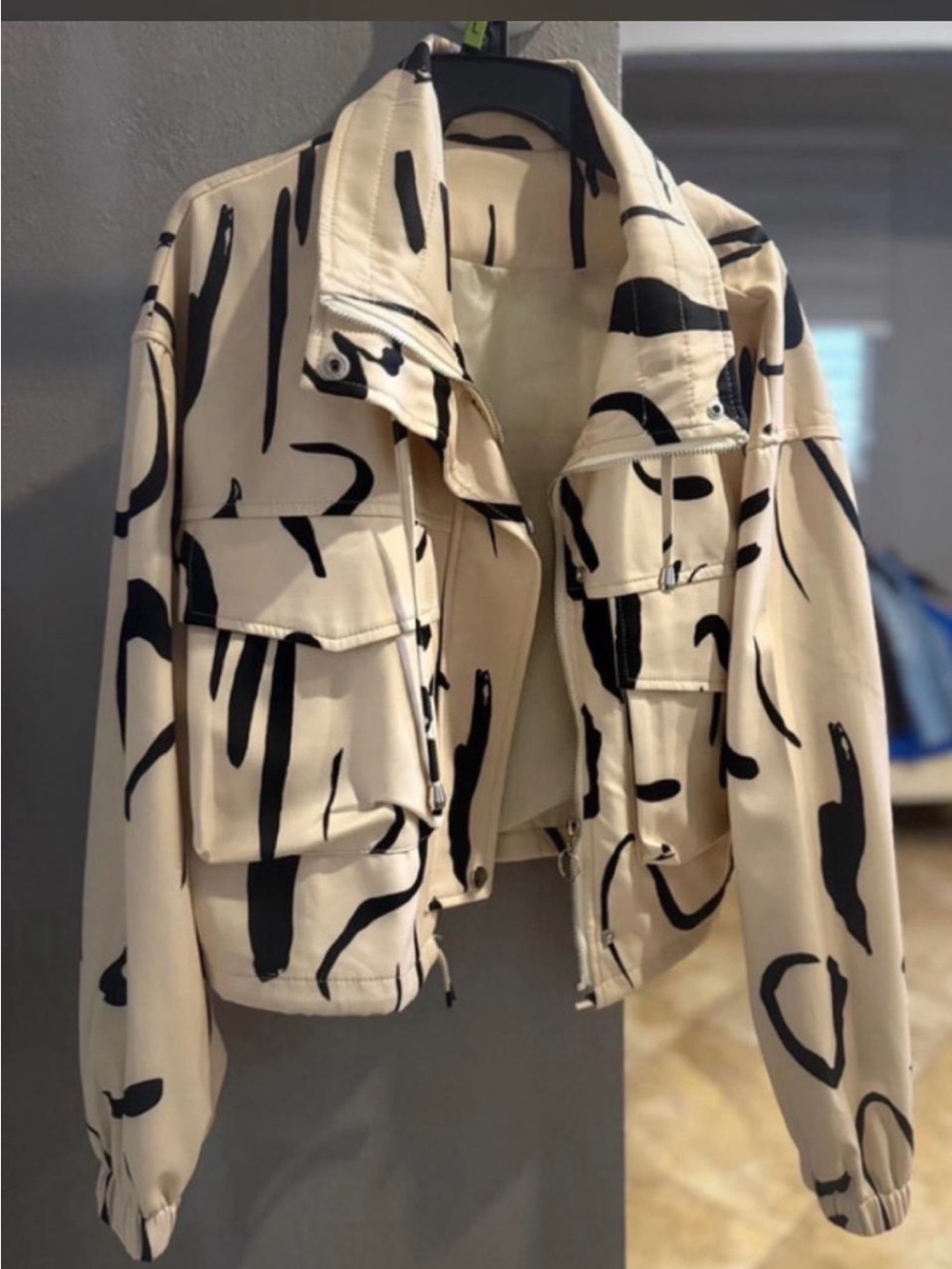Abstract Print Cream and Black Cropped Jacket